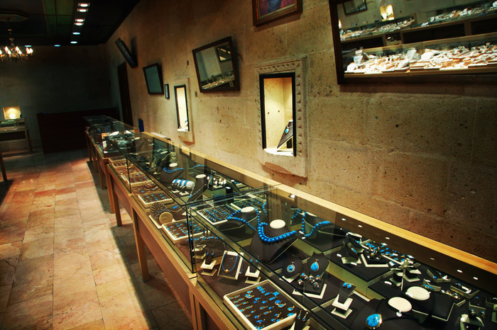 jewelry store in Africa